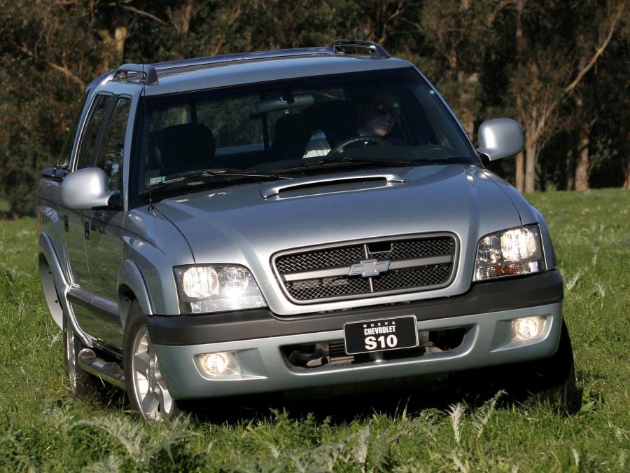  Chevrolet S-10 Crew Cab 2005 года  (BR) (фото 11 из 14)